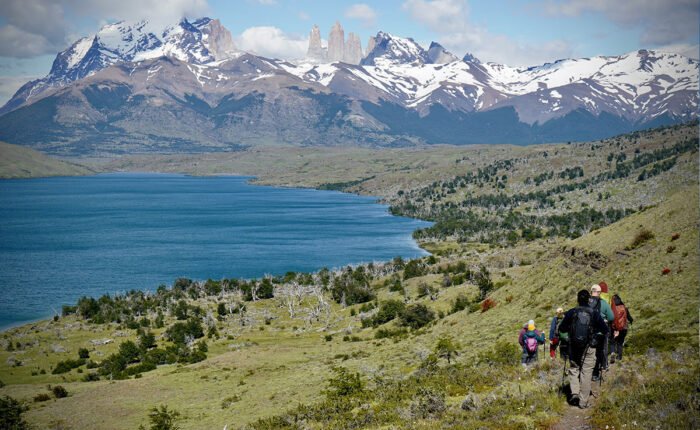 Grupo en trekking - Parque Nacional Torres del Paine - Galería de fotos - Patagonia Blueprint